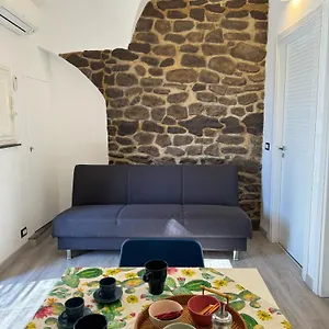 Casa Terme Della Rotonda Aeroporto di Catania Fontana Rossa